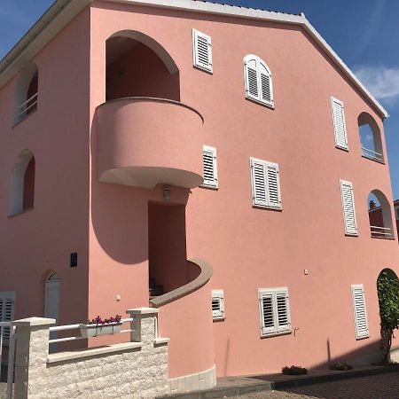 Apartments Irena Vodice Buitenkant foto